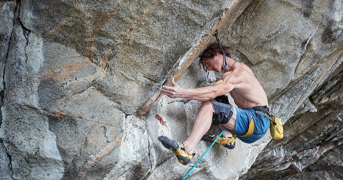 Can You Rock Climb With Long Nails?