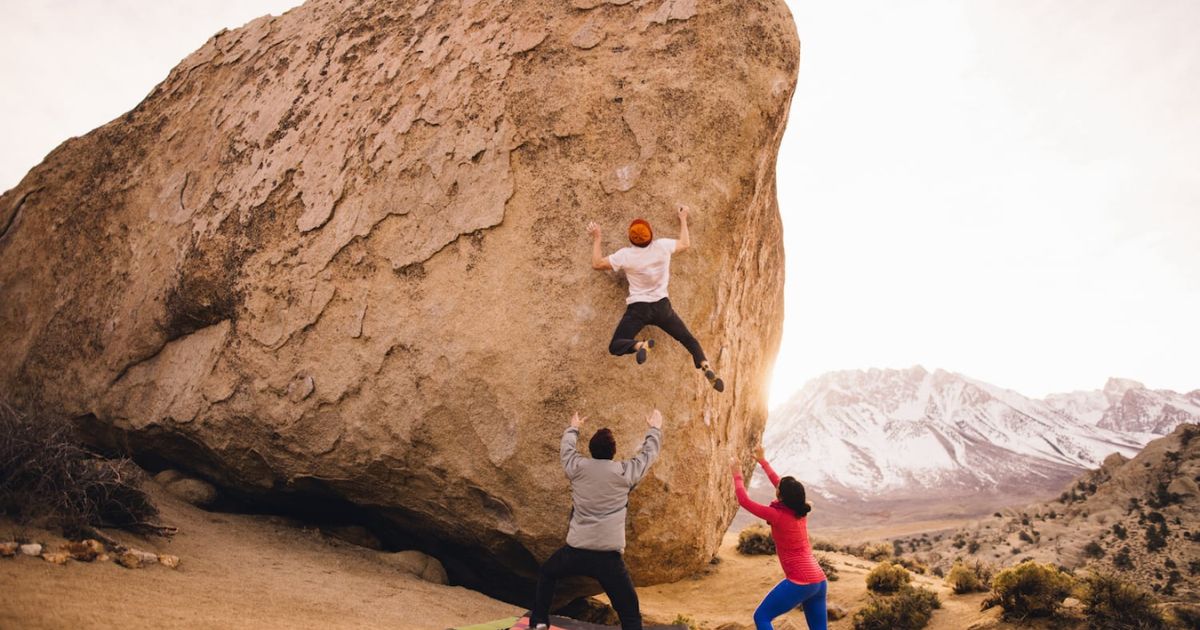 Choosing the Right Bouldering Routes