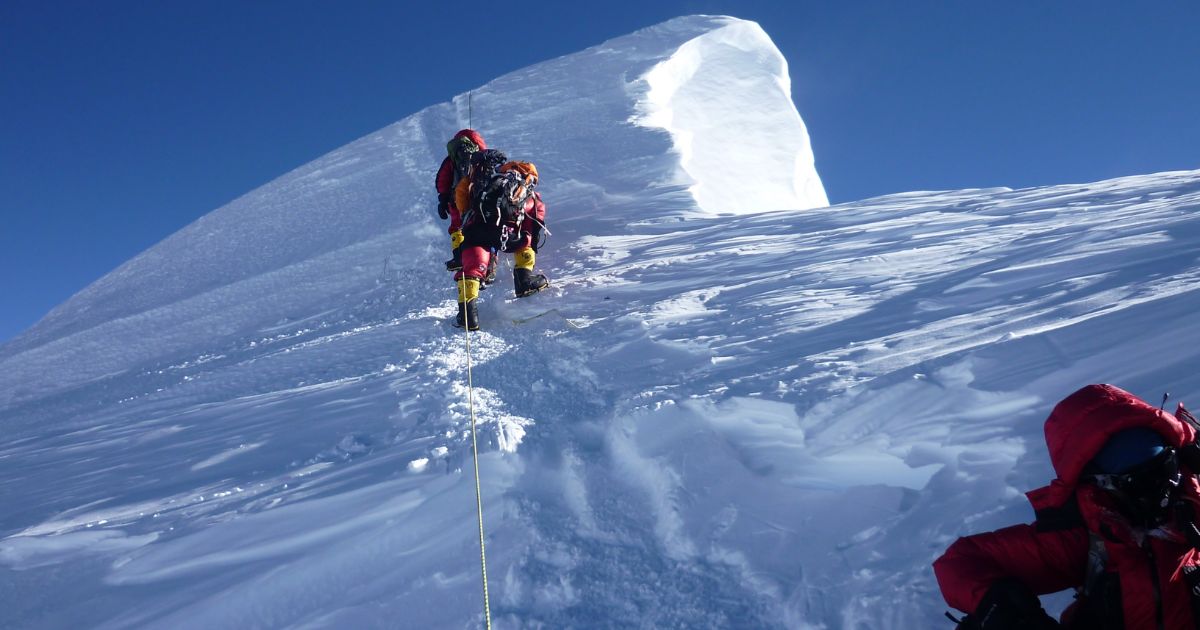 How Long Does It Take To Climb Everest?