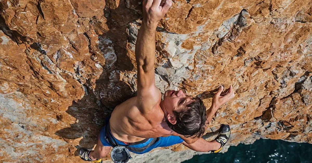 How To Get Good At Bouldering?