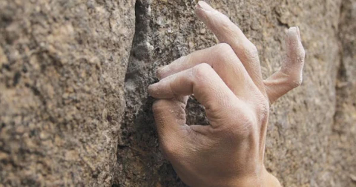 Mastering the Fingertips-Only Climbing Technique